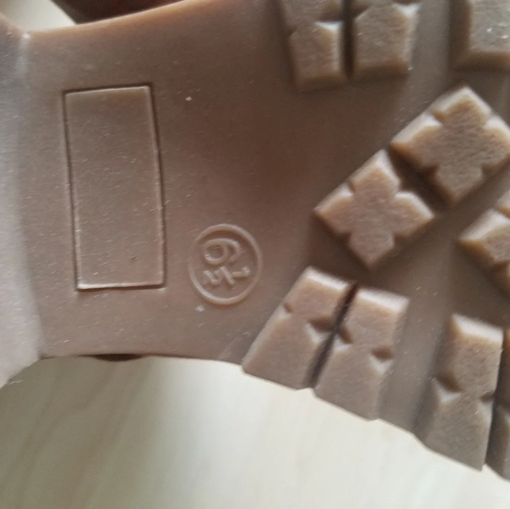 Girls Hiking Boots